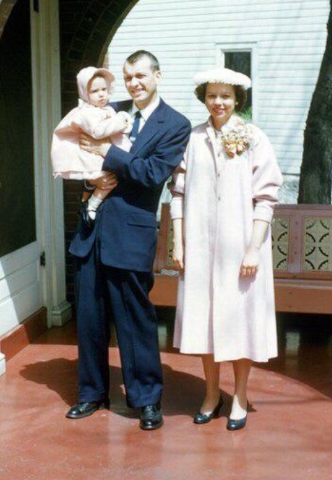 Connie Hunt with her parents in 1958.